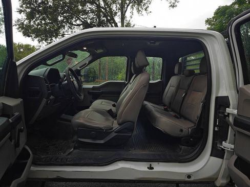 Used 2022 Ford F350 XL w/ FX4 Off-Road Package AWD/4WD image 18