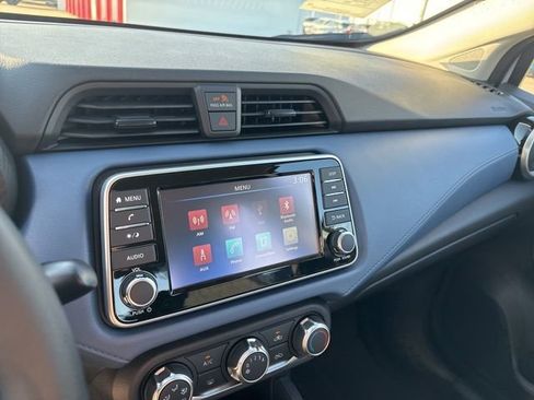 New 2025 Nissan Versa SV w/ Trunk Package FWD image 7