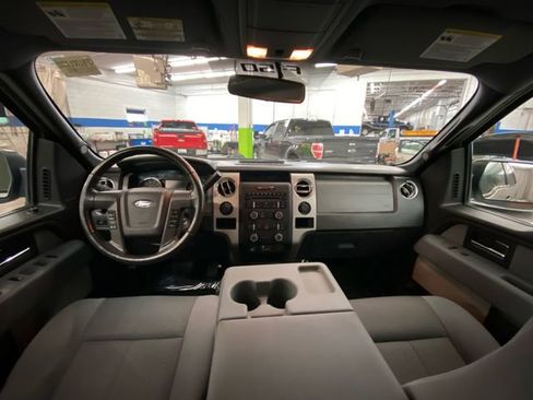 Used 2012 Ford F150 XLT w/ XLT Chrome Pkg image 26