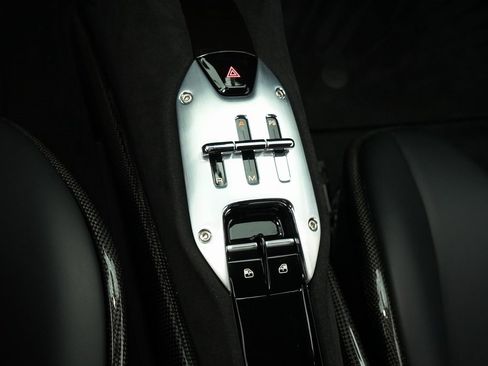 Used 2022 Ferrari SF90 Stradale image 22