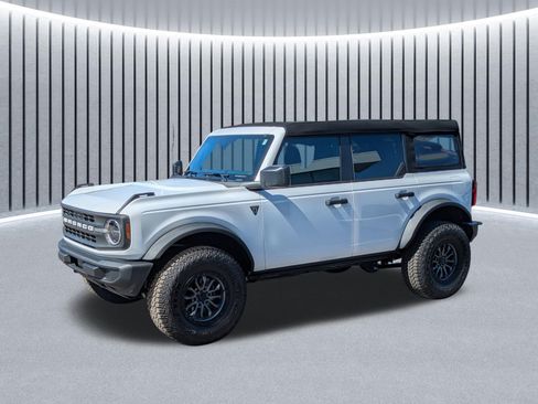 Used 2025 Ford Bronco 4-Door w/ Sasquatch Package AWD/4WD image 11