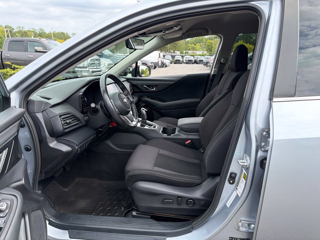 Used 2023 Subaru Outback Premium AWD/4WD image 12
