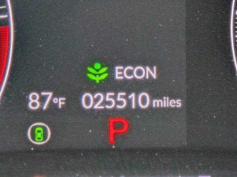 Used 2025 Honda Civic Sport image 26