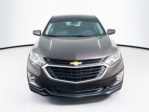 Used 2020 Chevrolet Equinox LT image 2