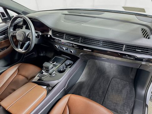 Used 2019 Audi Q7 3.0T Premium Plus w/ Premium Plus Package image 32