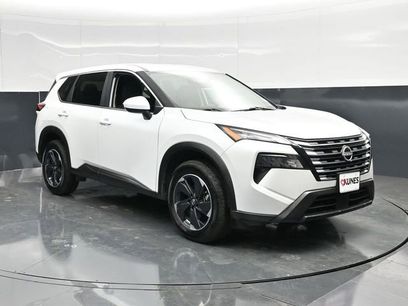 Used 2025 Nissan Rogue SV