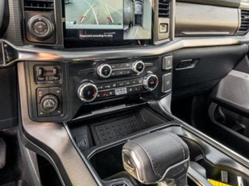 New 2025 Ford F150 Platinum w/ Equipment Group 702A High image 40