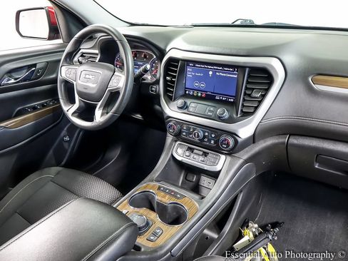 Used 2023 GMC Acadia SLE w/ Driver Convenience Package FWD image 24
