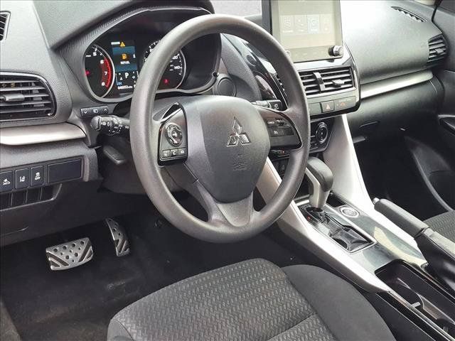 Used 2023 Mitsubishi Eclipse Cross LE AWD/4WD image 7
