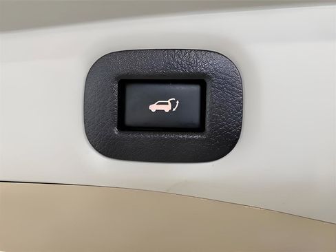 Used 2018 Nissan Rogue SL AWD/4WD image 21