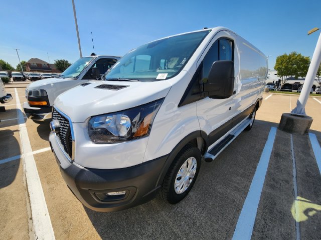 Used 2025 Ford Transit 250 Low Roof w/ Exterior Upgrade Package RWD image 3
