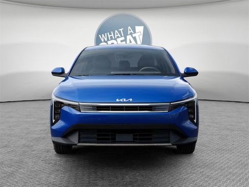 New 2025 Kia K4 EX image 2