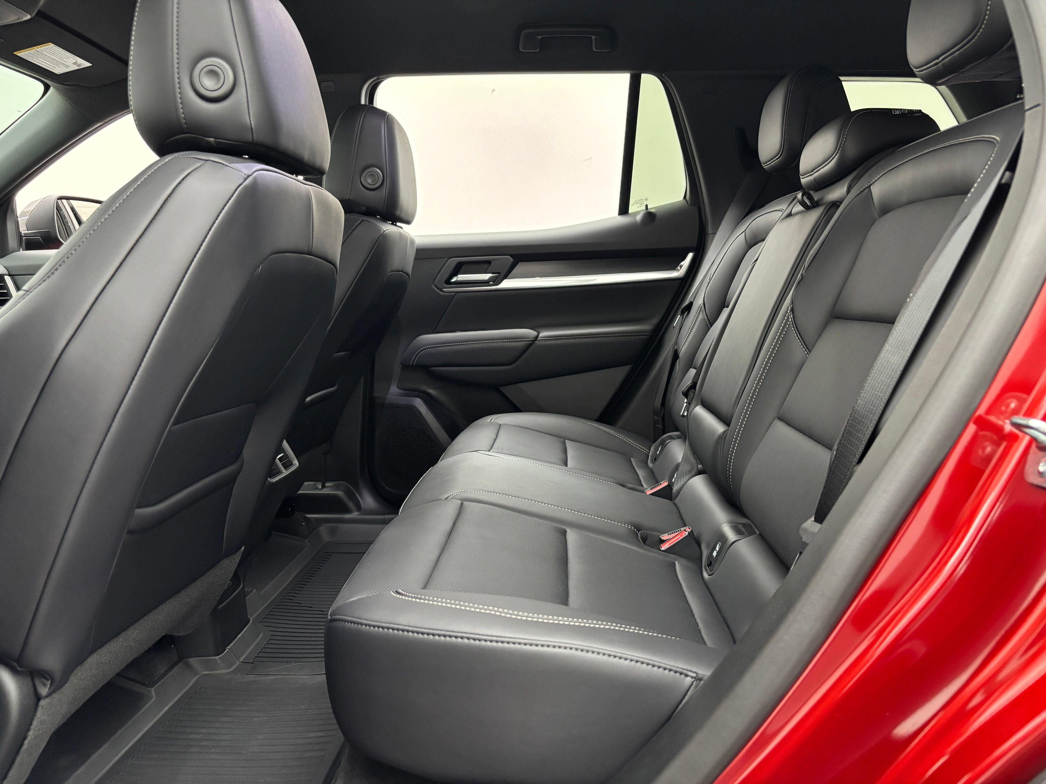 New 2027 GMC Terrain Elevation w/ Elevation Premium Package FWD image 39