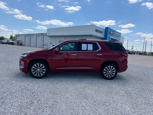 Used 2023 Chevrolet Traverse Premier w/ LPO, Floor Liner Package AWD/4WD image 6