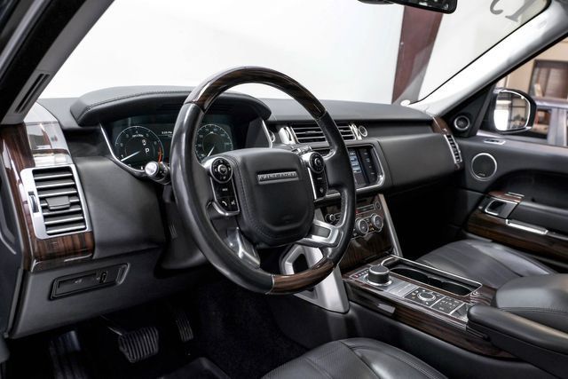 Used 2015 Land Rover Range Rover HSE AWD/4WD image 3
