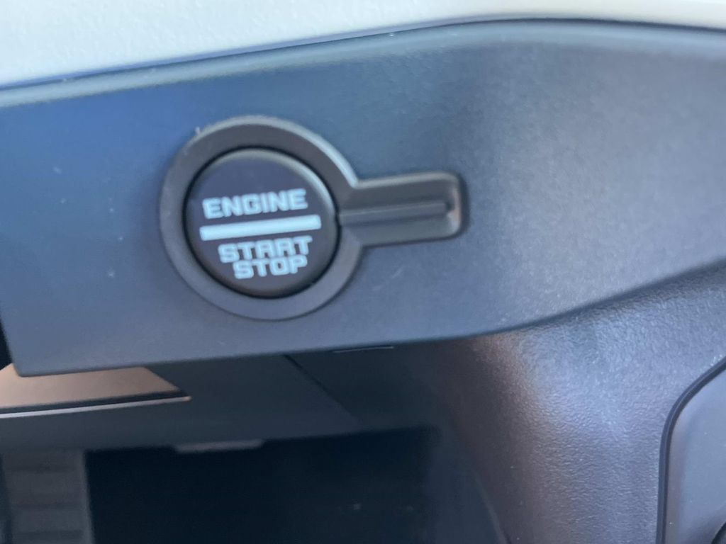 New 2026 Ford Bronco Heritage Edition AWD/4WD image 32