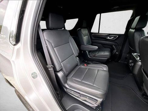 Used 2023 Chevrolet Tahoe LT w/ Luxury Package RWD image 29