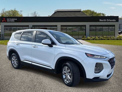 Used 2020 Hyundai Santa Fe SE image 7