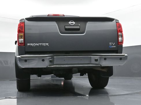 Used 2017 Nissan Frontier SV w/ SV Value Truck Package image 25