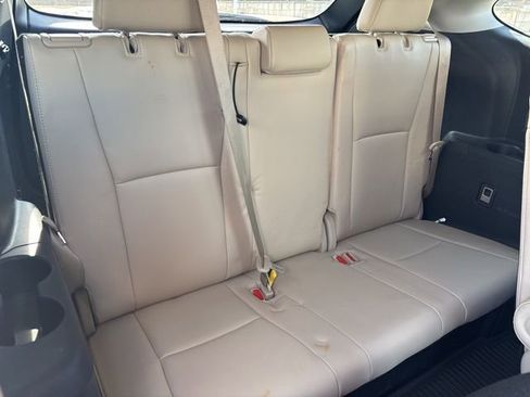 Used 2020 Toyota Highlander Limited image 17