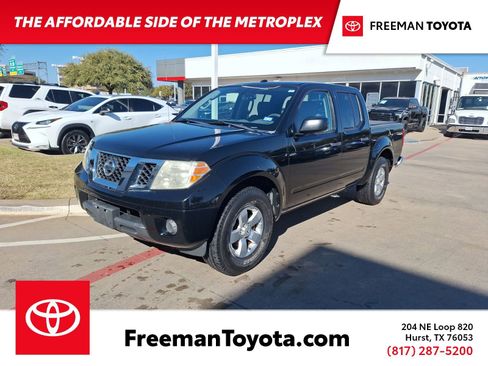 Used 2012 Nissan Frontier SV w/ SV Premium Utility Pkg image 1