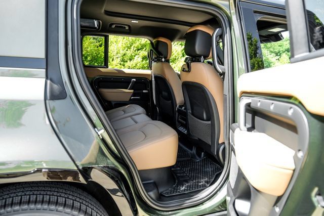 New 2026 Land Rover Defender 110 X-Dynamic SE AWD/4WD image 49