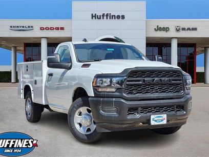 New 2024 RAM 2500 Tradesman w/ Convenience Group