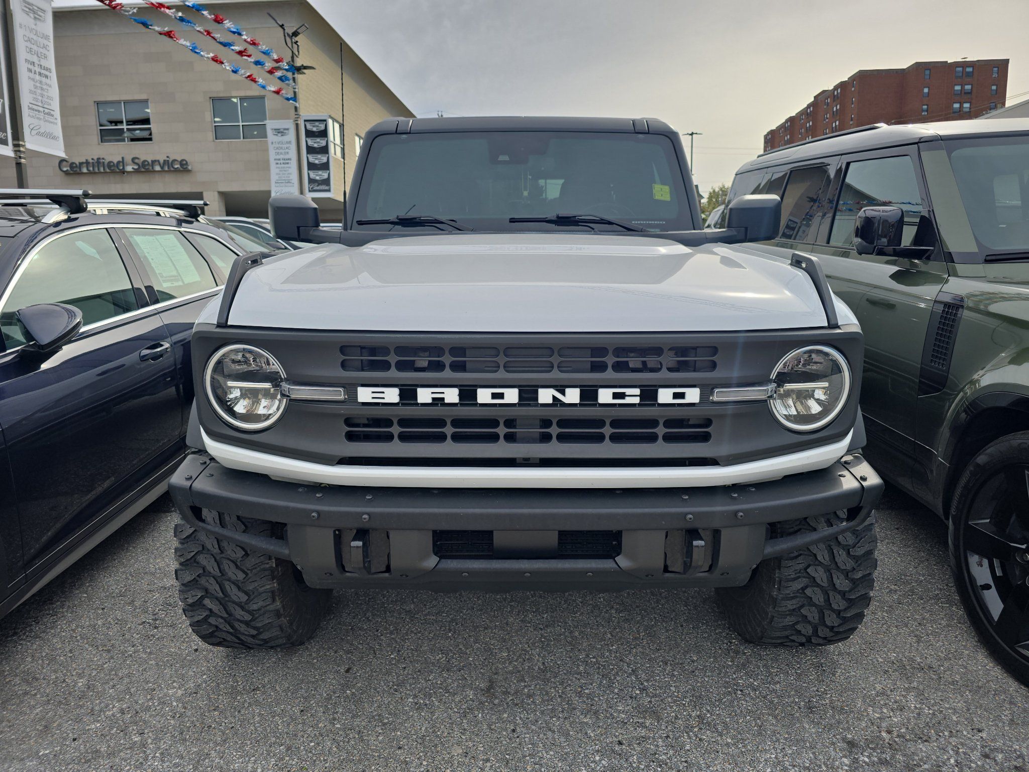 Used 2023 Ford Bronco Black Diamond AWD/4WD image 3