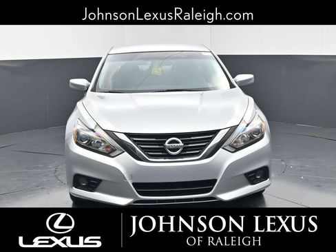 Used 2017 Nissan Altima 2.5 SR image 4
