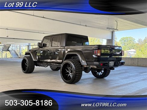 Used 2022 Jeep Gladiator Sport AWD/4WD image 8