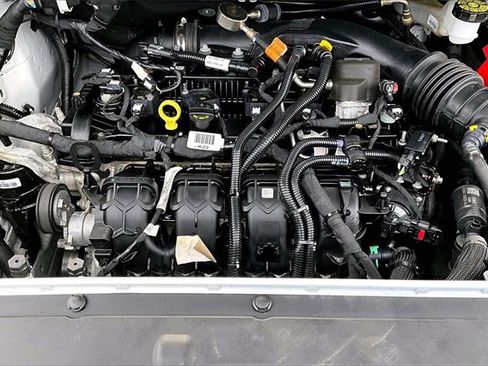 Used 2024 Ford Edge SEL image 7