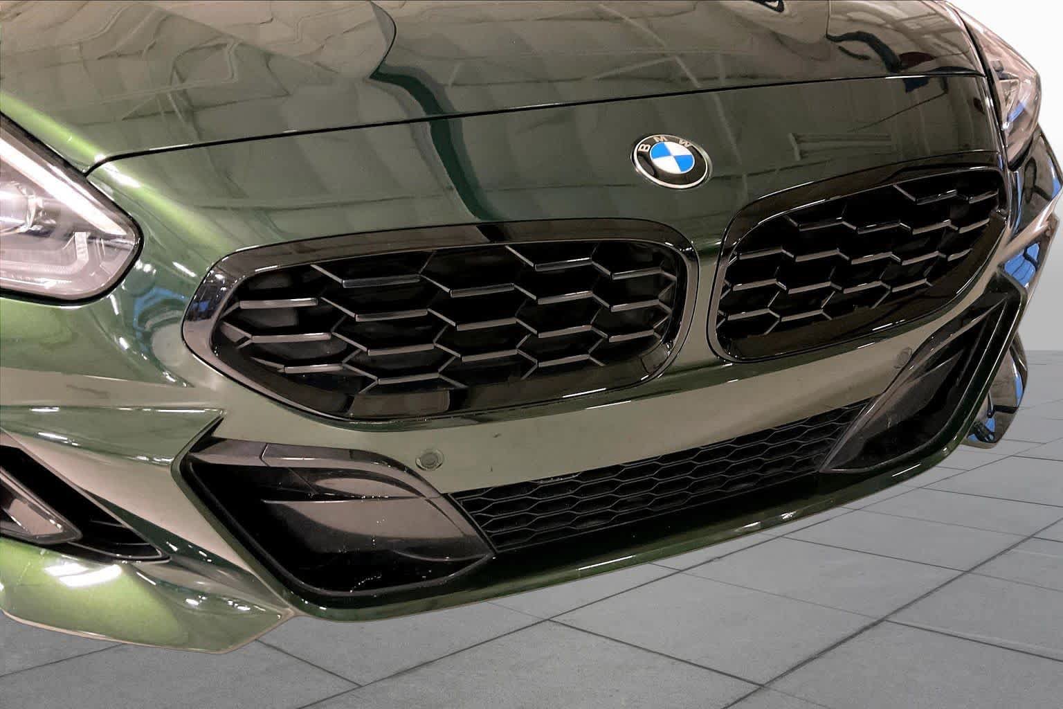 Used 2025 BMW Z4 M40i w/ Edition RWD image 27