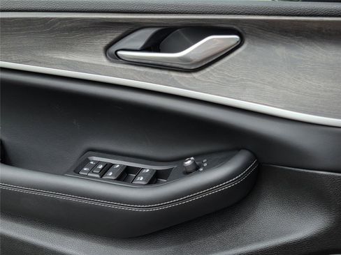 New 2026 Jeep Grand Cherokee L 2WD image 23