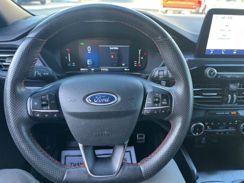 Used 2023 Ford Escape ST-Line Select image 20