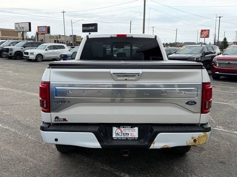 Used 2017 Ford F150 Platinum w/ Equipment Group 701A Luxury AWD/4WD image 4