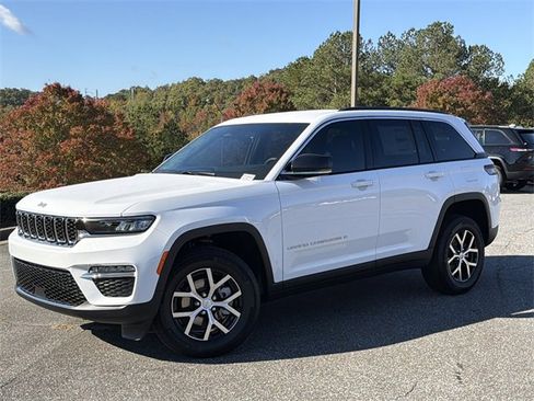 New 2025 Jeep Grand Cherokee Limited image 1