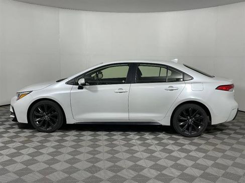 Certified 2023 Toyota Corolla SE image 4