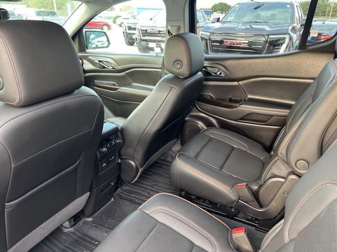 Certified 2022 GMC Acadia AT4 image 29