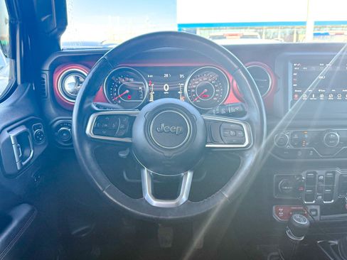 Used 2018 Jeep Wrangler Unlimited Rubicon w/ Steel Bumper Group image 24