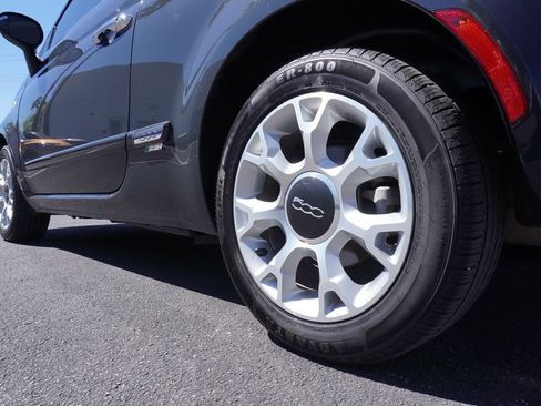 Used 2017 FIAT 500 Lounge image 6