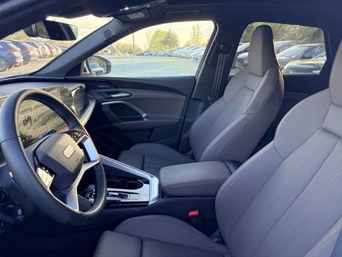 Used 2025 Audi Q5 Premium Plus w/ Premium Plus image 7