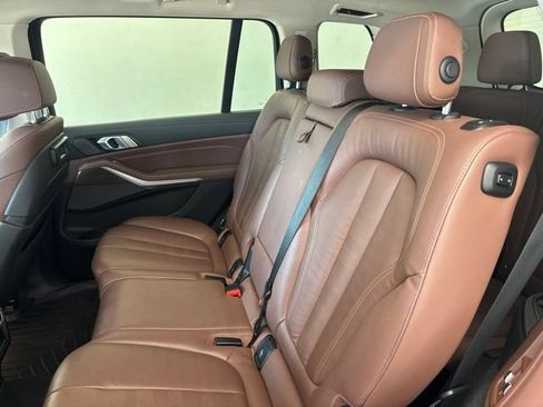 Used 2020 BMW X7 xDrive40i w/ Cold Weather Package AWD/4WD image 16