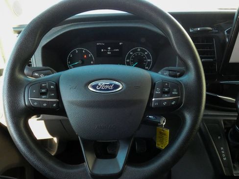 Used 2025 Ford Transit 350 XLT RWD image 9