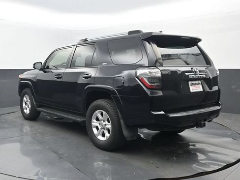 Used 2020 Toyota 4Runner SR5 AWD/4WD image 3