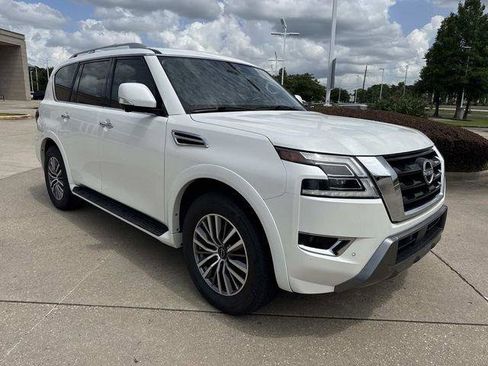 Used 2024 Nissan Armada SL w/ Cargo Package AWD/4WD image 3