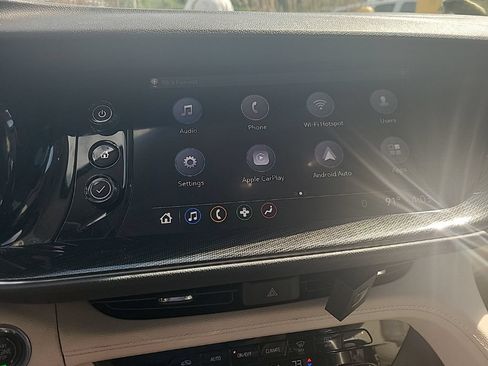 Used 2021 Buick Envision Essence FWD image 34