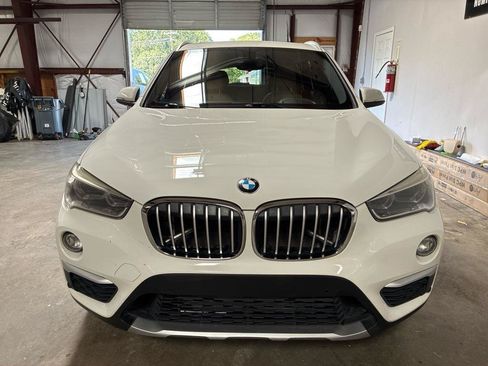 Used 2017 BMW X1 xDrive28i AWD/4WD image 5