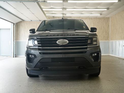 Used 2019 Ford Expedition Limited w/ Equipment Group 303A AWD/4WD image 2