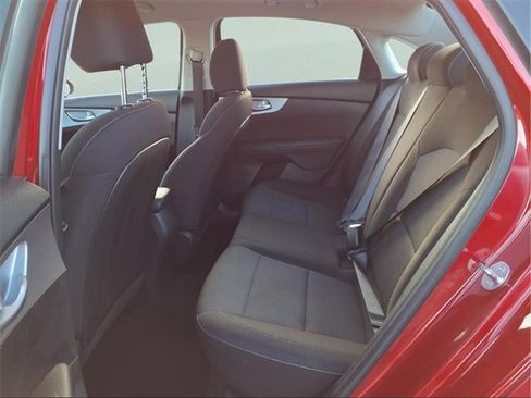 Used 2024 Kia Forte LXS w/ LXS Technology Package image 18