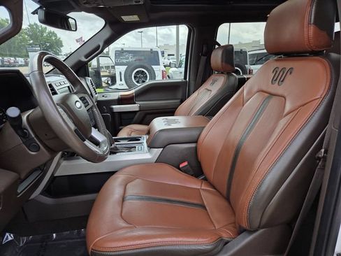 Used 2019 Ford F150 King Ranch w/ Equipment Group 601A Luxury AWD/4WD image 14